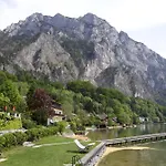 See Und Traunsteinblick * Altmünster