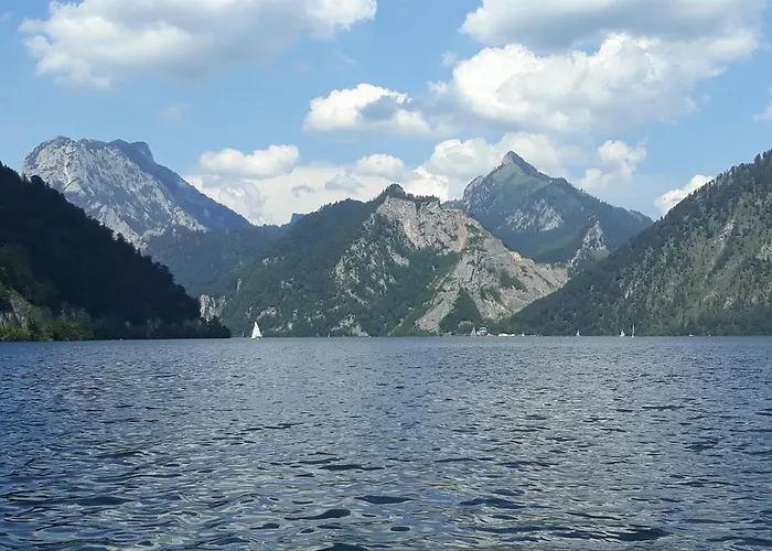 See Und Traunsteinblick 아파트 *